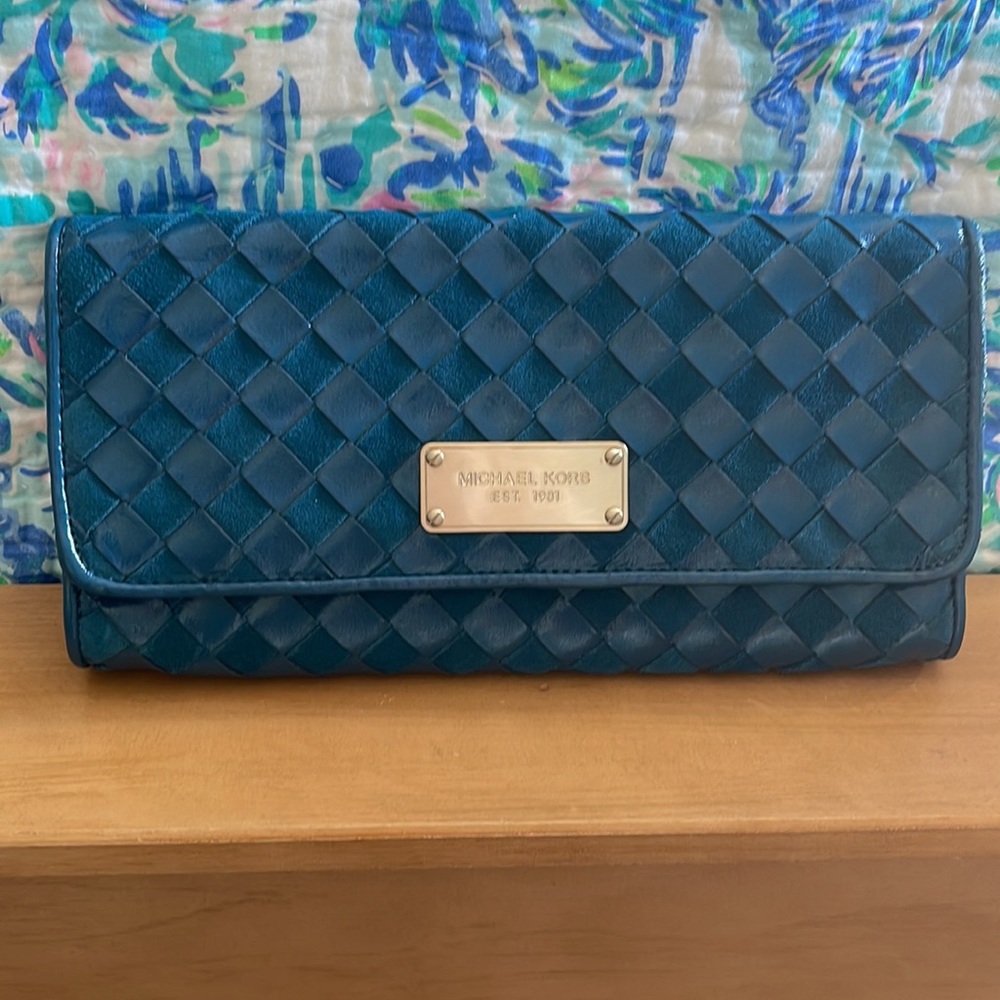 Michael Kors clutch blue